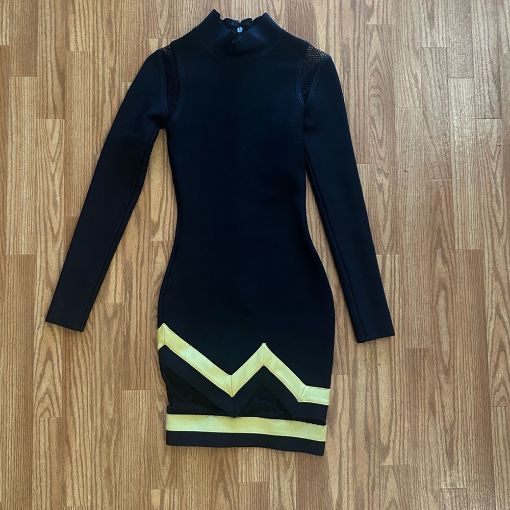 Chic Black and Gold Long Sleeve Dress